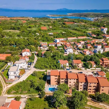 4 Guests In Medulin * Ližnjan