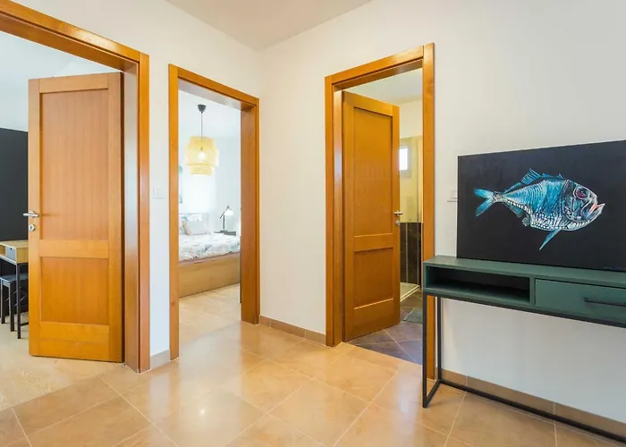 4 Guests In Medulin Apartment Ližnjan