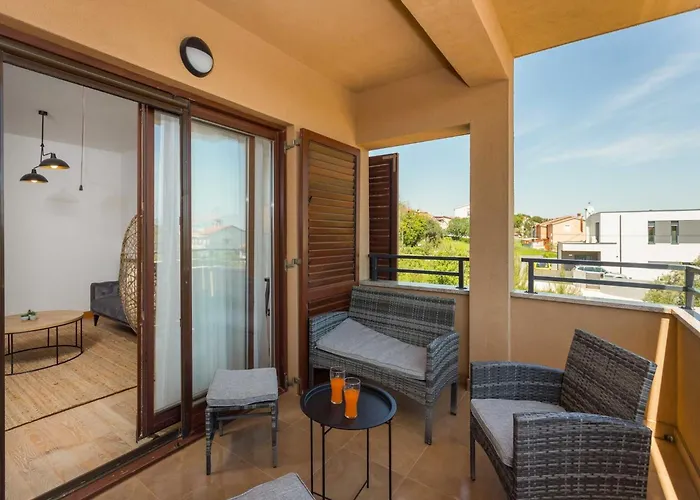 4 Guests In Medulin Apartment *
